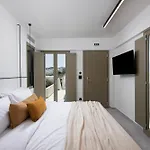 Ξενοδοχείο Mazee Paros 3*