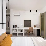 Ξενοδοχείο Mazee Paros 3*