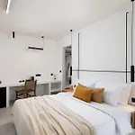 Mazee Paros 3* Науса