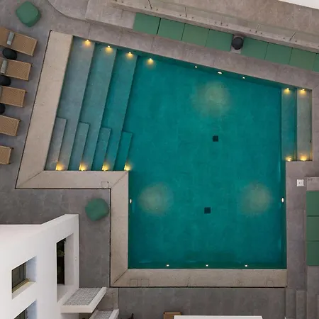 Mazee Paros Hotel 3*