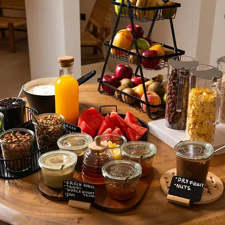 Mazee Paros فندق