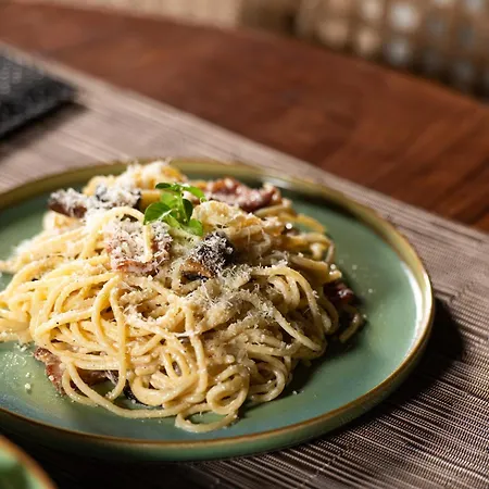 فندق Mazee Paros 3*