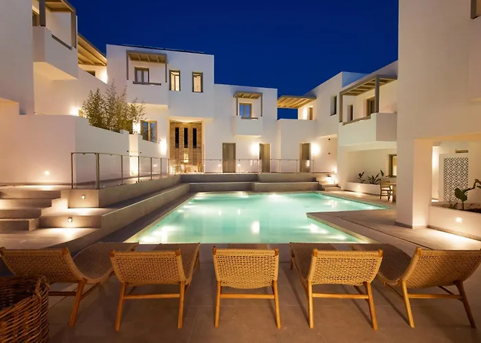 Ξενοδοχείο Mazee Paros 3*