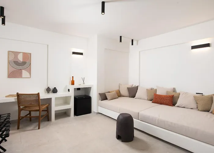 Mazee Paros Ξενοδοχείο Νάουσα