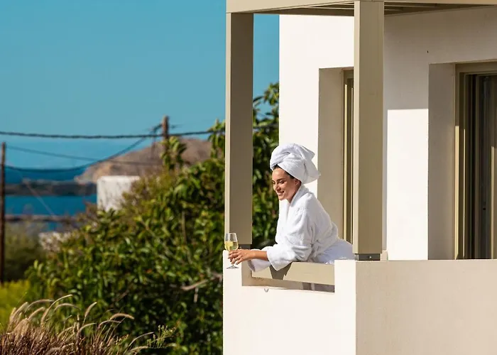 Mazee Paros Νάουσα